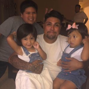 Meet your Posher, Ralph-sara